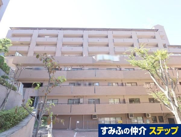 3LDK apartment in Hirakata, Osaka - Photo 1