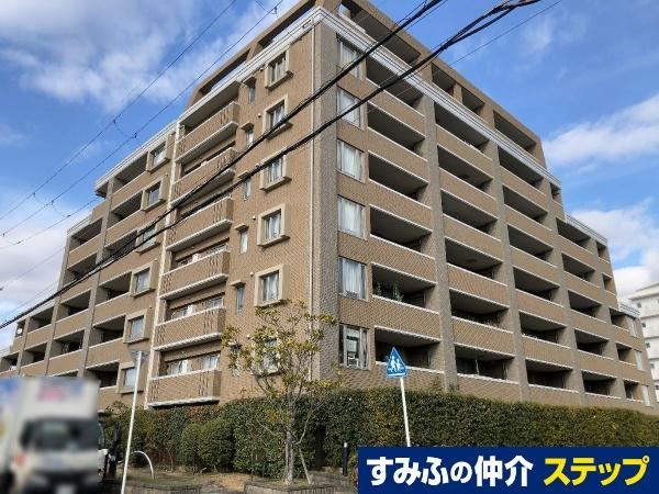3LDK apartment in Hirakata, Osaka - Photo 1