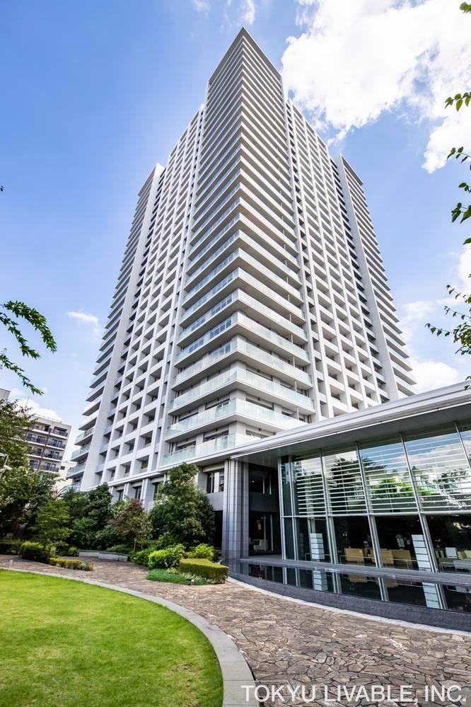 2LDK apartment in Omiya Ward, Saitama - Photo 1