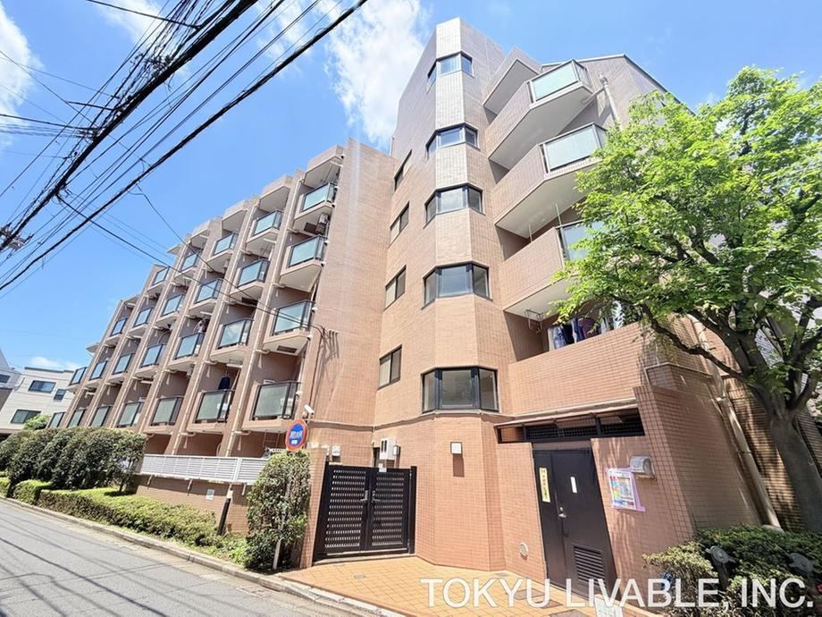 1LDK+S apartment in Nerima Ward, Tokyo - Photo 1