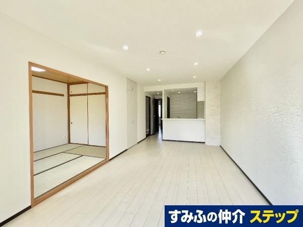 3LDK apartment in Nishitokyo, Tokyo - Photo 1