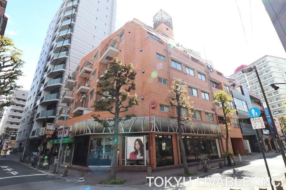 3LDK apartment in Kita Ward, Tokyo - Photo 1