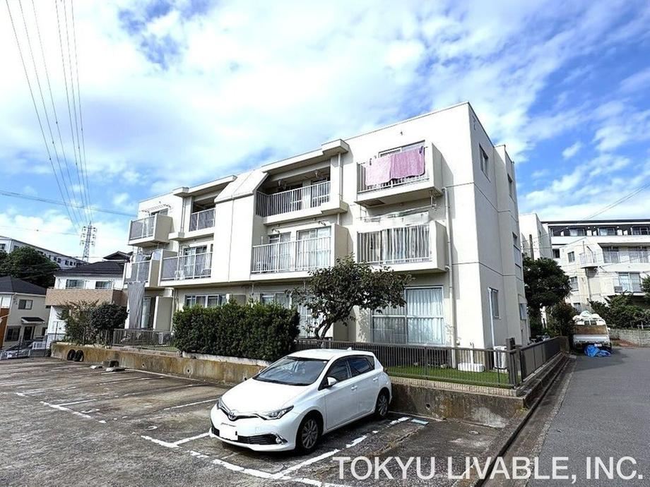 2LDK+S apartment in Narashino, Chiba - Photo 1
