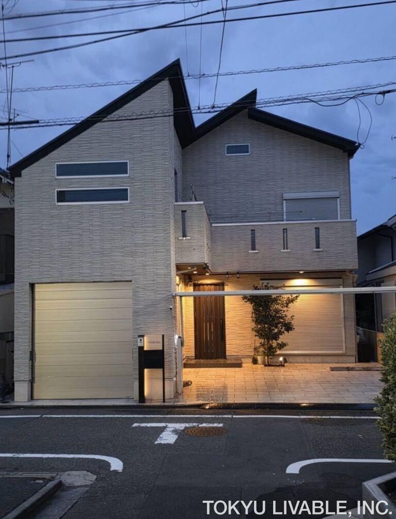 3LDK house in Setagaya Ward, Tokyo - Photo 1
