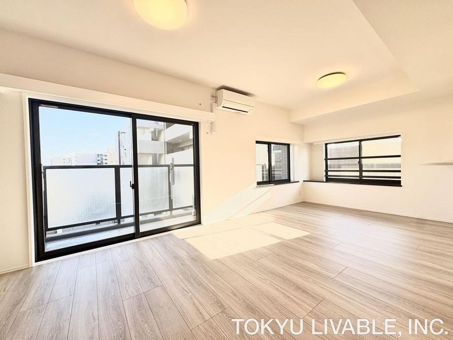 2LDK+S apartment in Kawasaki Ward, Kawasaki, Kanagawa - Photo 1