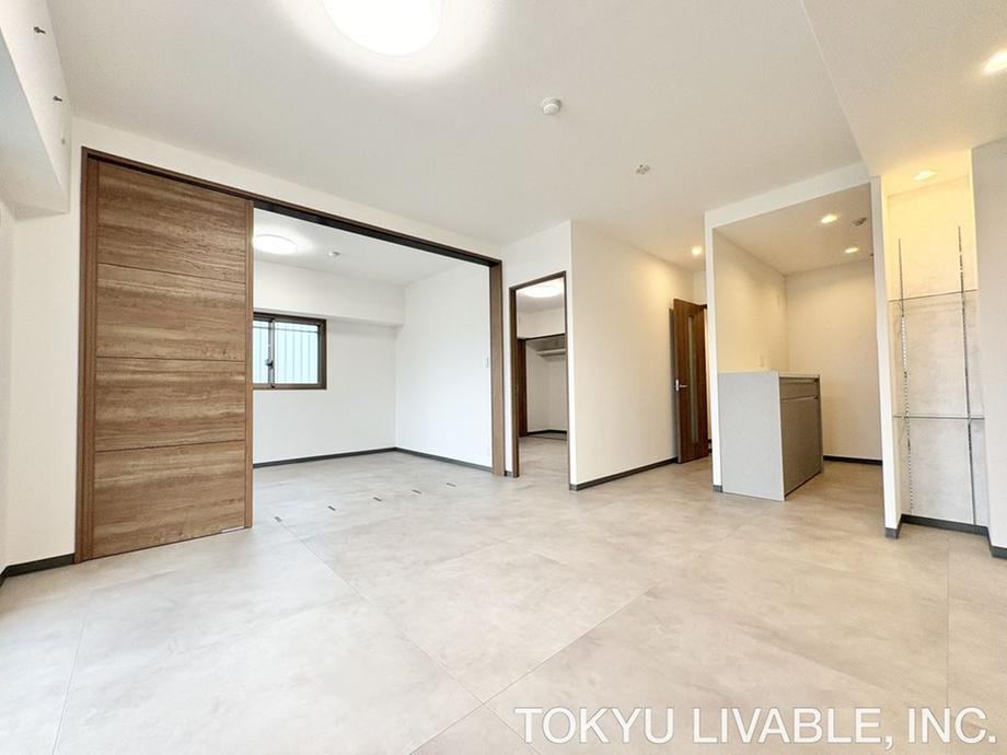 3LDK apartment in Fukushima Ward, Osaka - Photo 1