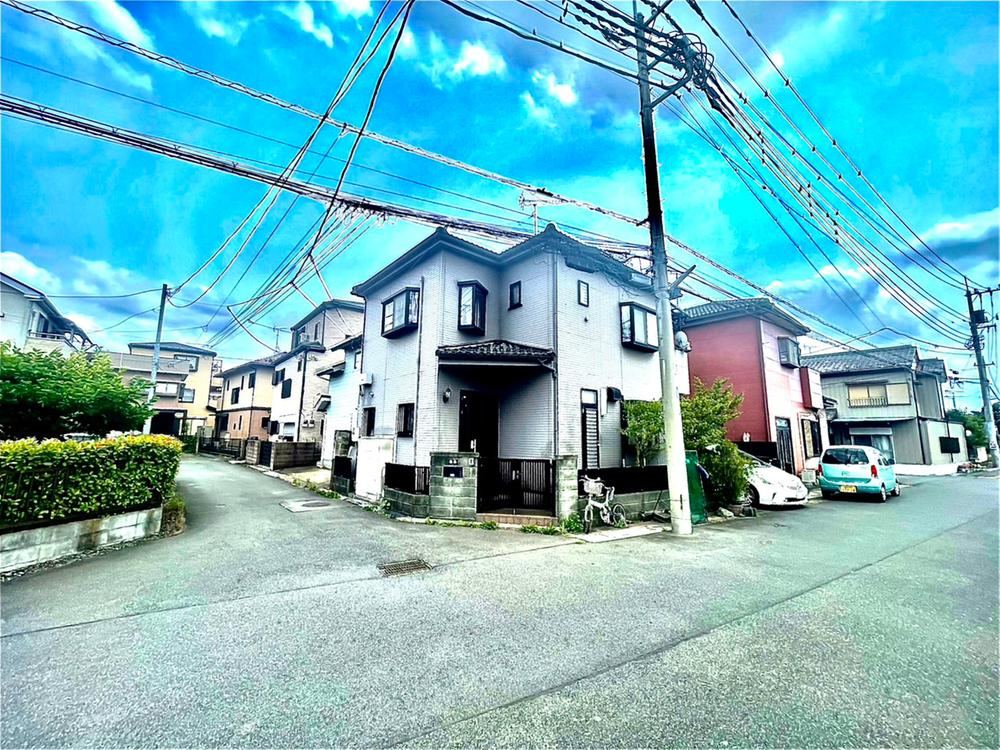 4LDK house in Koshigaya, Saitama - Photo 1