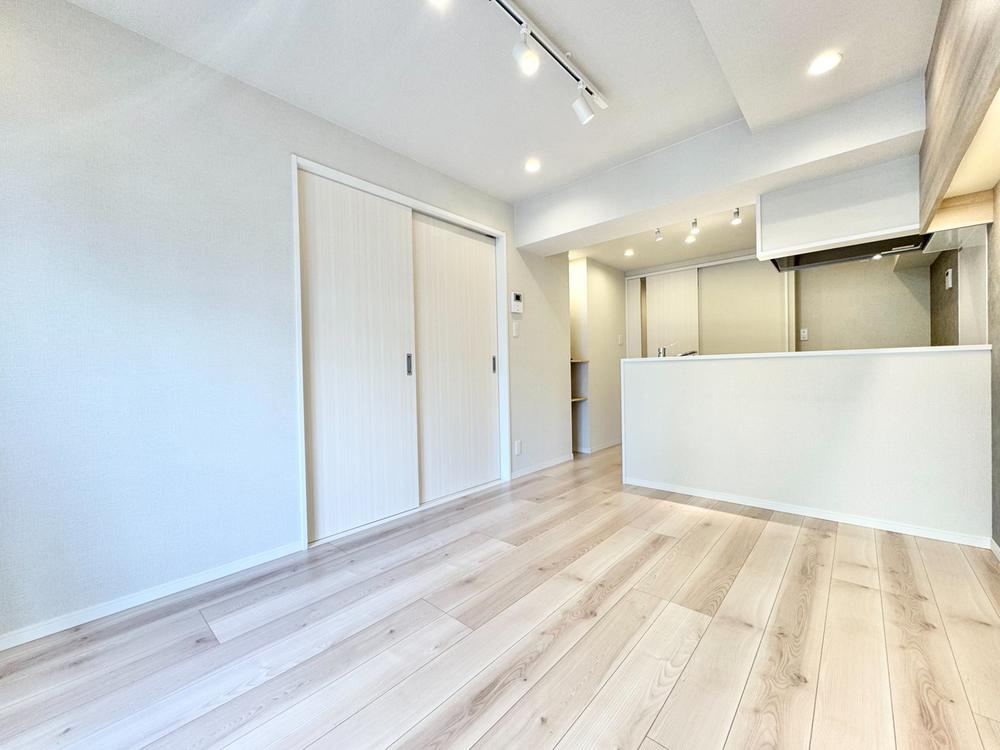 1LDK apartment in Sumida Ward, Tokyo - Photo 1