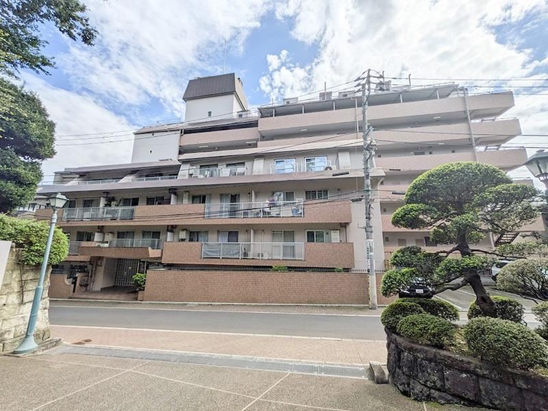 1LDK apartment in Shibuya Ward, Tokyo - Photo 1