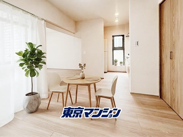 1LDK apartment in Minato Ward, Tokyo - Photo 1