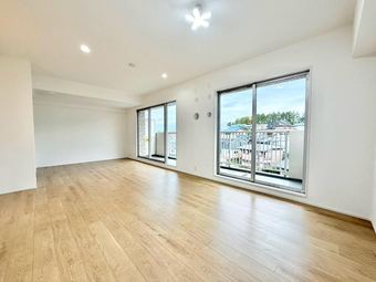 2LDK apartment in Isogo Ward, Yokohama