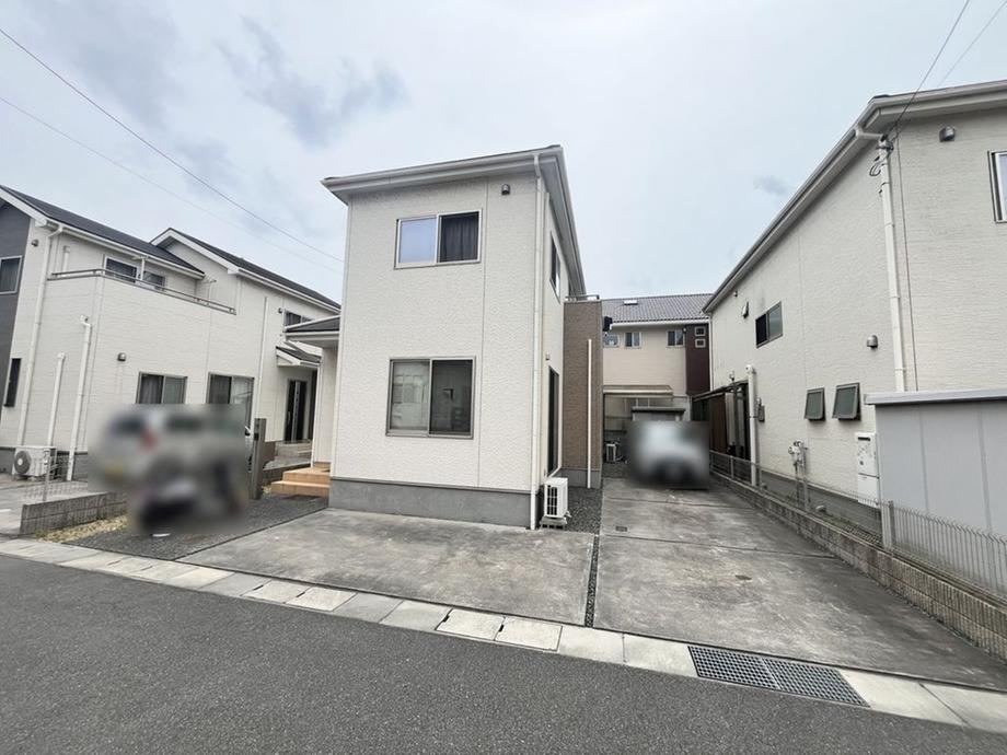 4LDK house in Kurashiki, Okayama - Photo 1