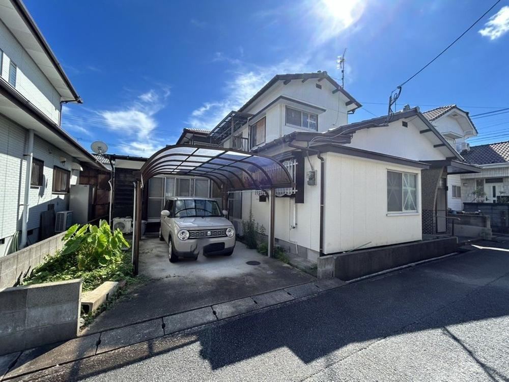 4LDK house in Omura, Nagasaki - Photo 1