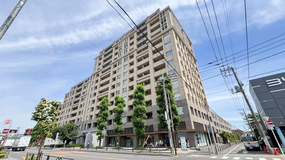 3LDK apartment in Suginami Ward, Tokyo - Photo 1