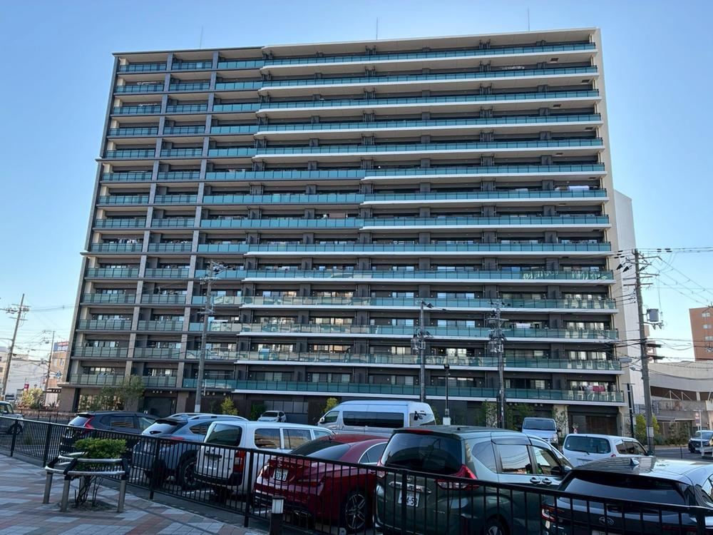 2LDK apartment in Kishiwada, Osaka - Photo 1