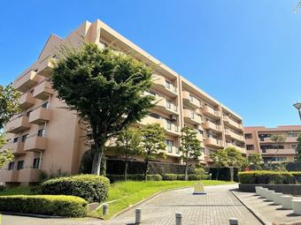 3LDK apartment in Tsuzuki Ward, Yokohama