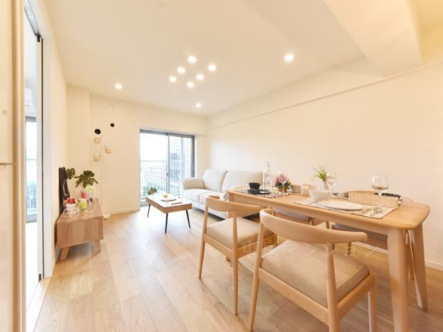 3LDK apartment in Shinjuku Ward, Tokyo - Photo 1