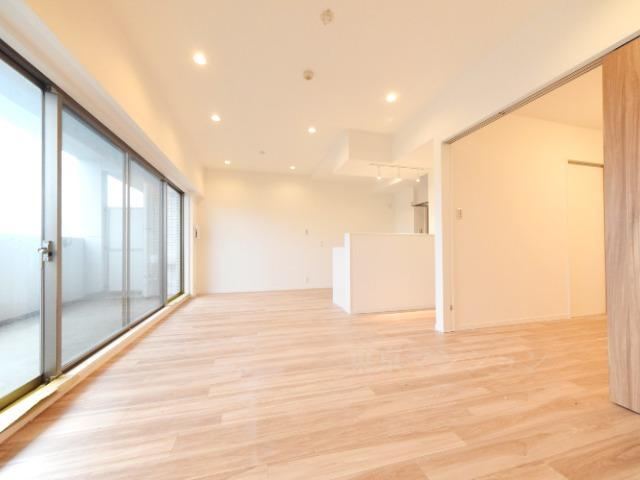 3LDK apartment in Nerima Ward, Tokyo - Photo 1