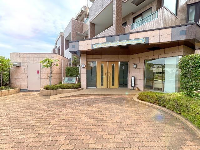 3LDK apartment in Setagaya Ward, Tokyo - Photo 1