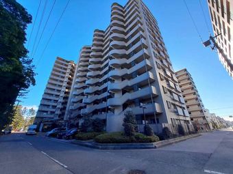 3LDK apartment in Mihama Ward