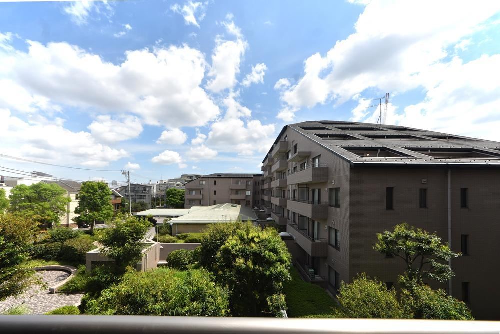 3LDK apartment in Setagaya Ward, Tokyo - Photo 1