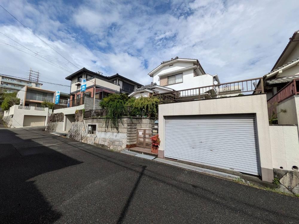 3LDK house in Suma Ward, Kobe, Hyogo - Photo 1