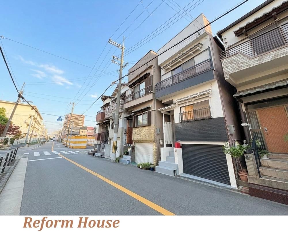 2LDK house in Nishiyodogawa Ward, Osaka - Photo 1