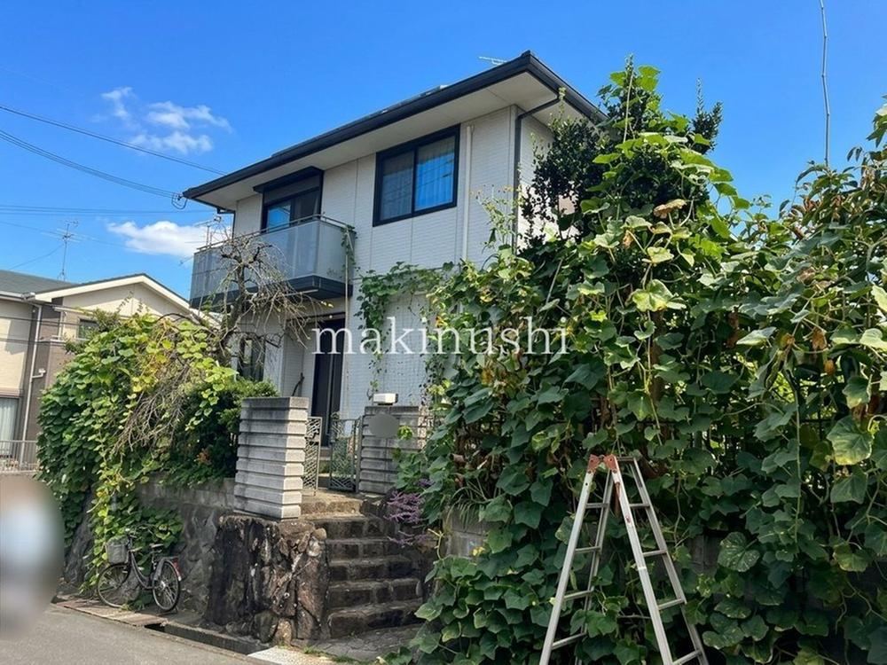 6LDK house in Tondabayashi, Osaka - Photo 1