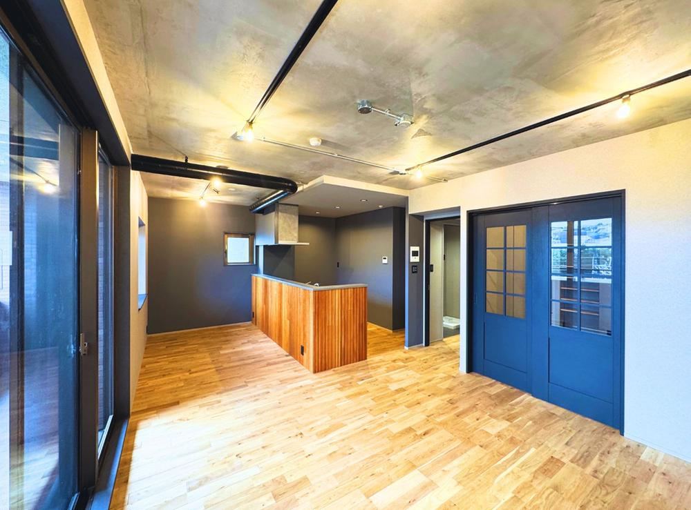 3LDK apartment in Isogo Ward, Yokohama, Kanagawa - Photo 1