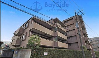 3LDK apartment in Aoba Ward, Yokohama