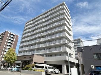 3LDK apartment in Chuo Ward, Sapporo