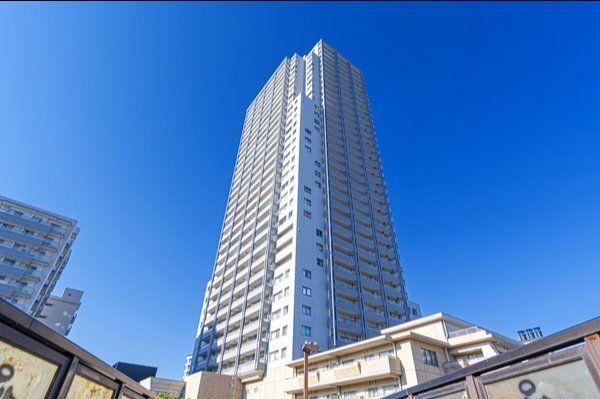 2LDK apartment in Shibuya Ward, Tokyo - Photo 1