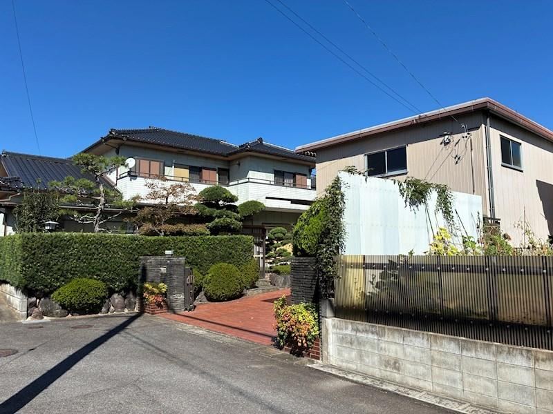 7DK+S house in Suzuka, Mie - Photo 1