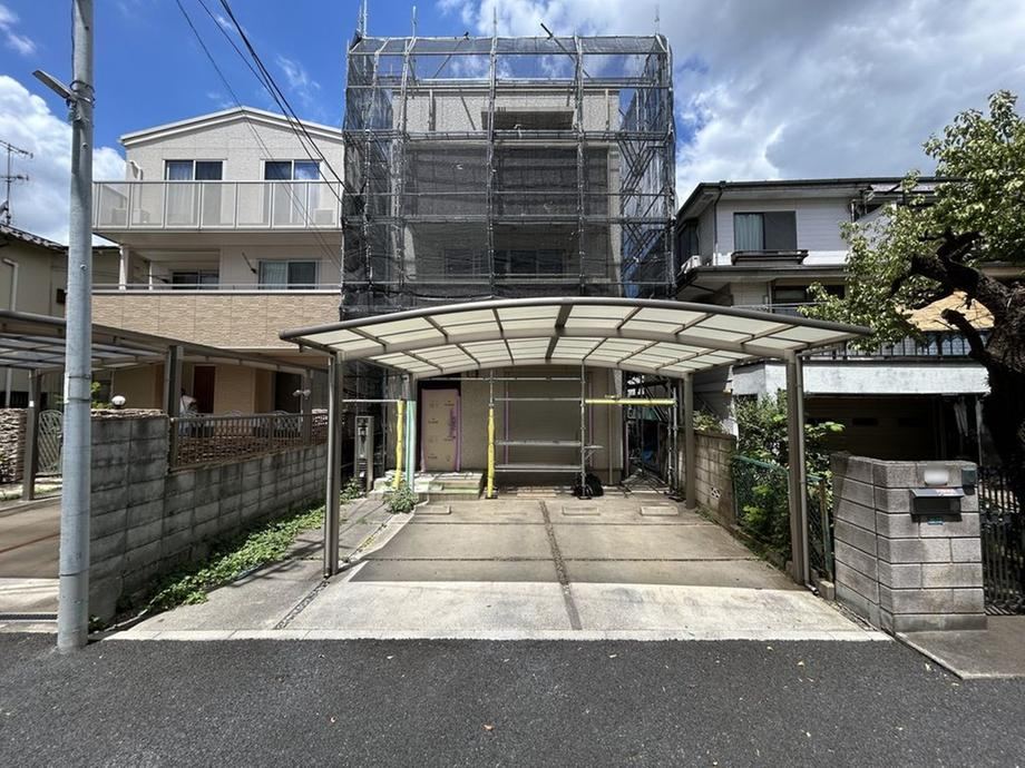 4LDK+S house in Urawa Ward, Saitama - Photo 1
