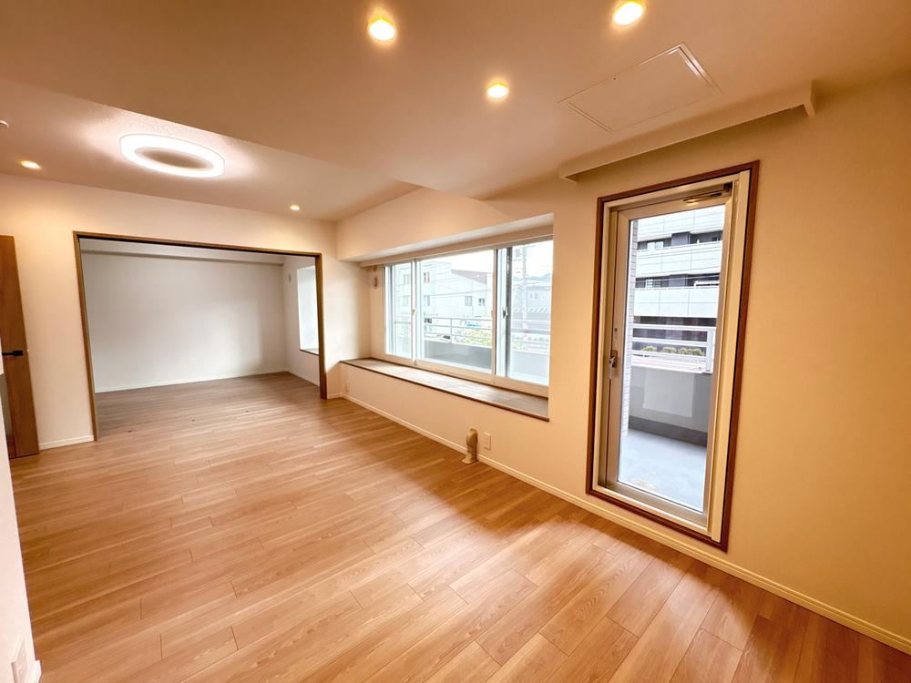 4LDK+S apartment in Nishi Ward, Sapporo, Hokkaido - Photo 1