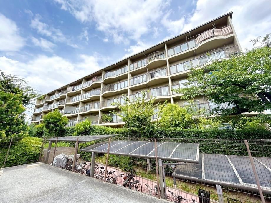 3LDK apartment in Suita, Osaka - Photo 1