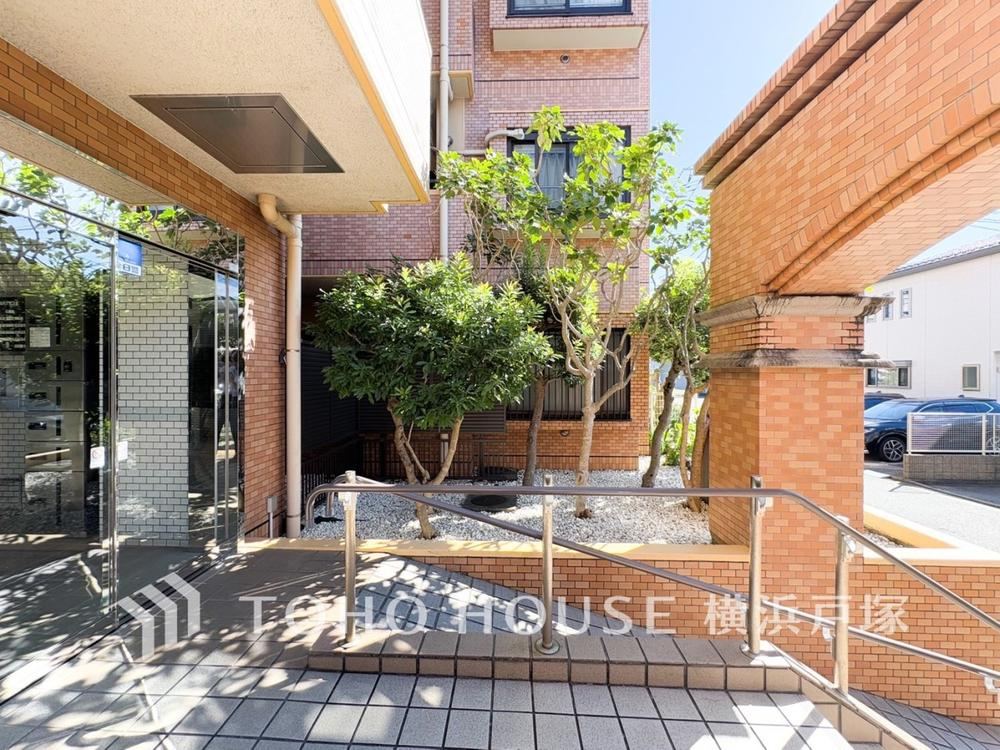 2LDK apartment in Fujisawa, Kanagawa - Photo 1