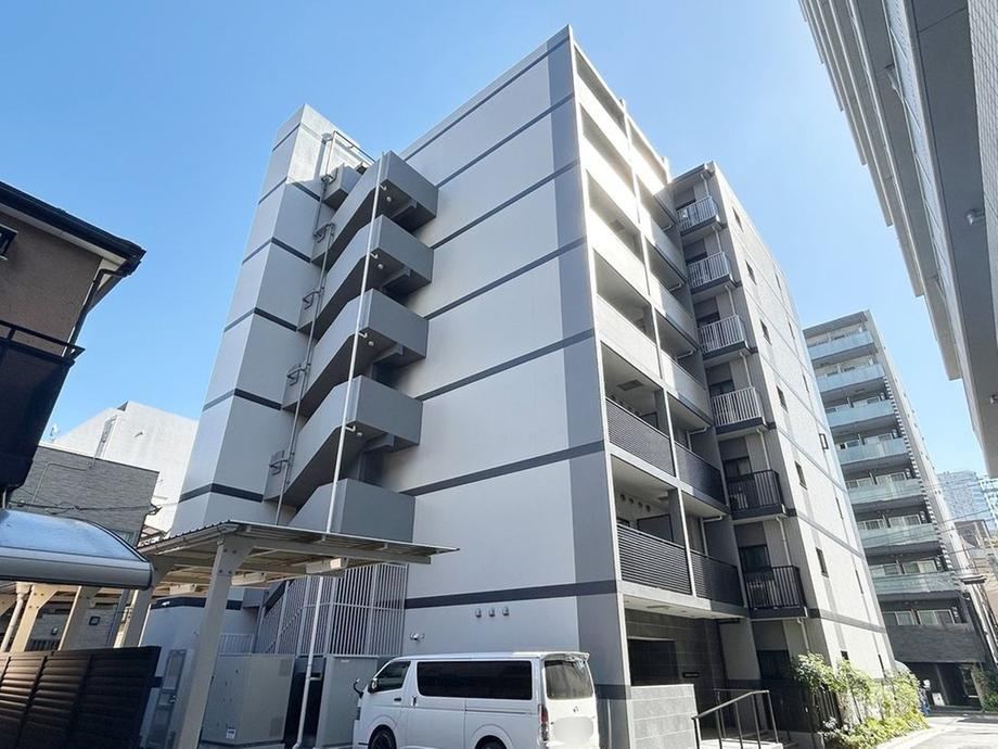 1LDK apartment in Sumida Ward, Tokyo - Photo 1