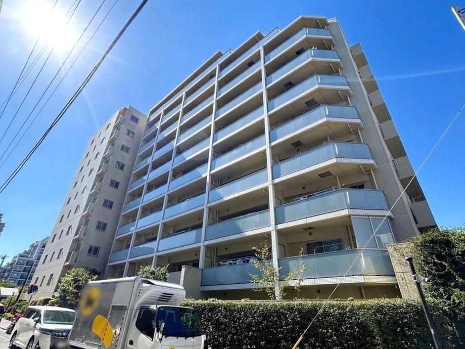 2LDK apartment in Koto Ward, Tokyo - Photo 1