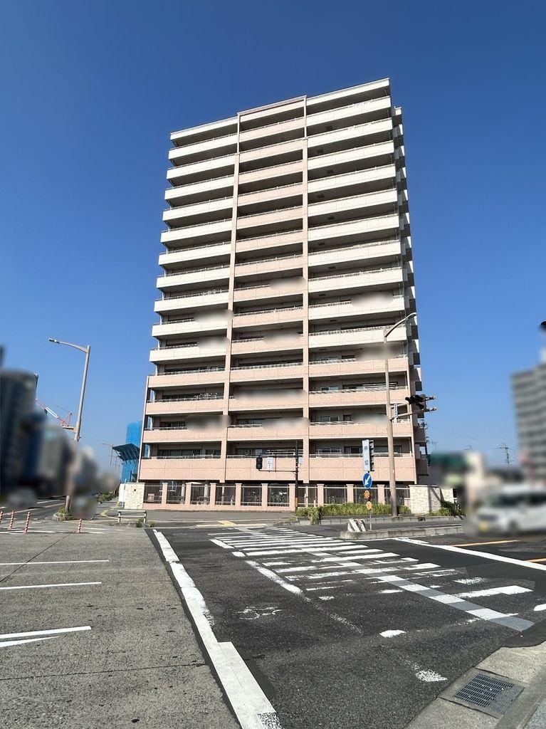 3LDK apartment in Nishi Ward, Nagoya, Aichi - Photo 1