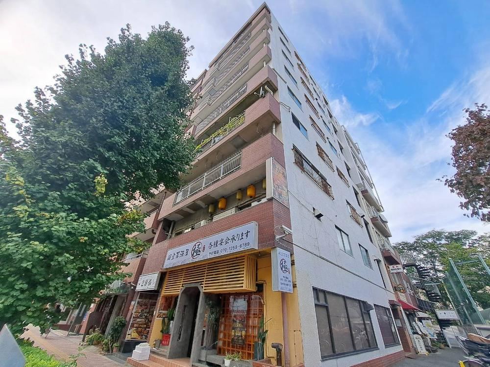1LDK apartment in Bunkyo Ward, Tokyo - Photo 1