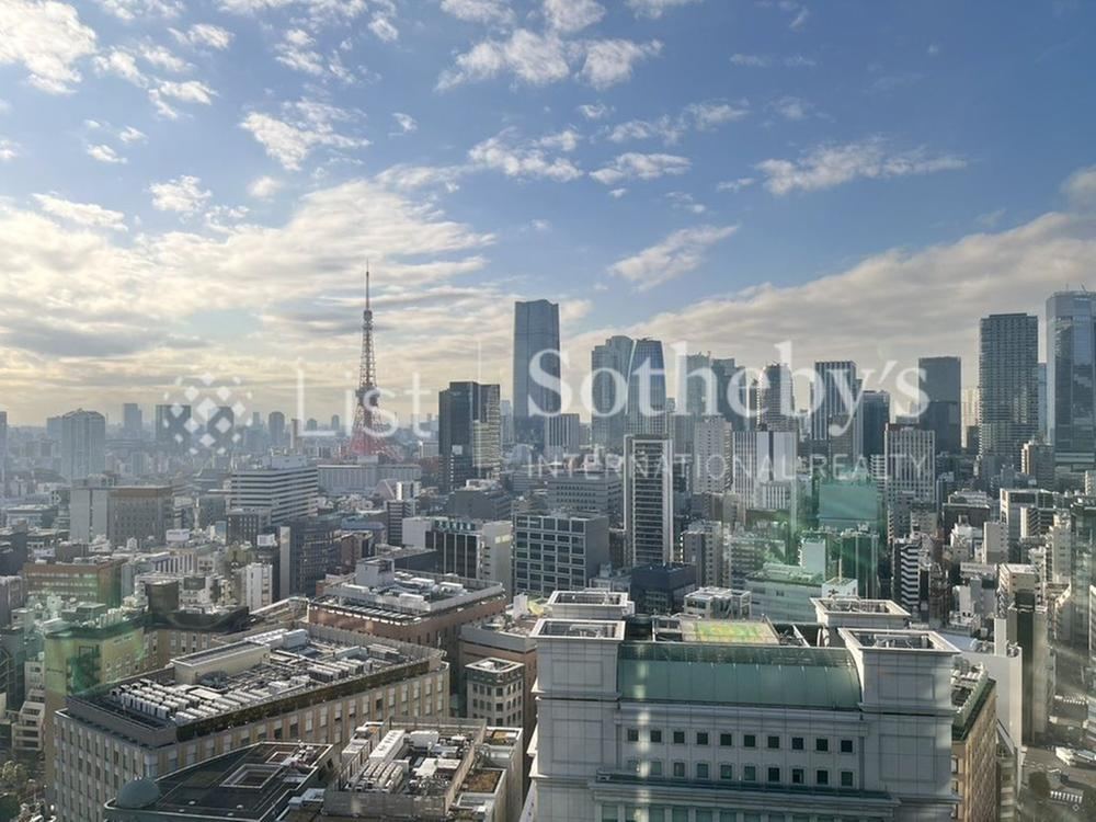 3LDK apartment in Minato Ward, Tokyo - Photo 1