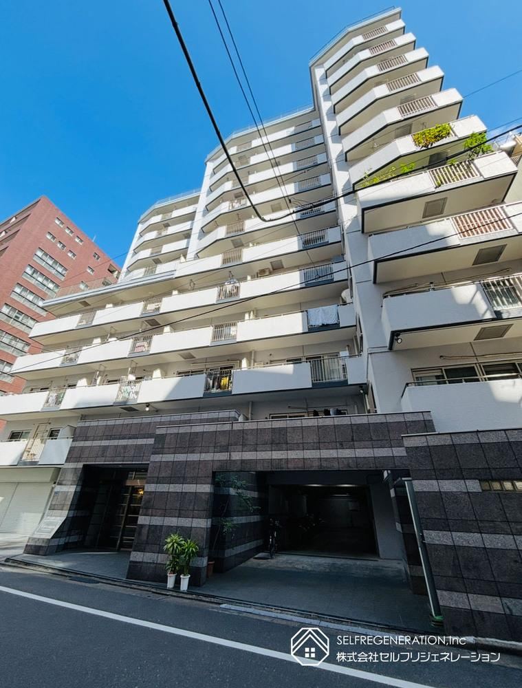 2DK apartment in Chuo Ward, Tokyo - Photo 1