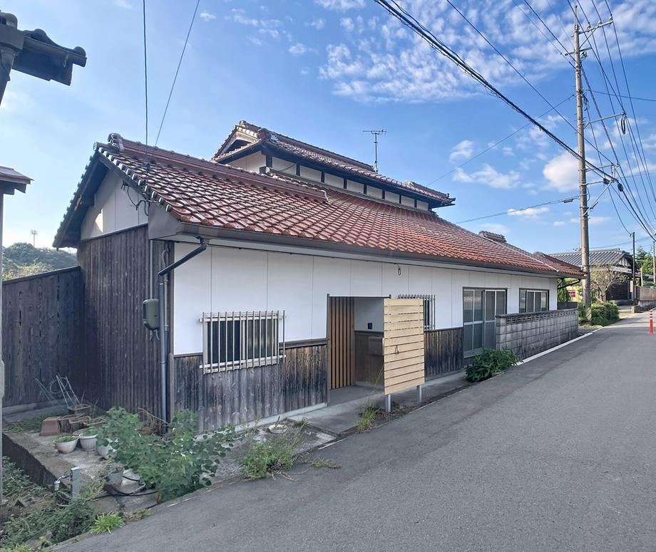 11LDK house in Sanyoonoda, Yamaguchi - Photo 1