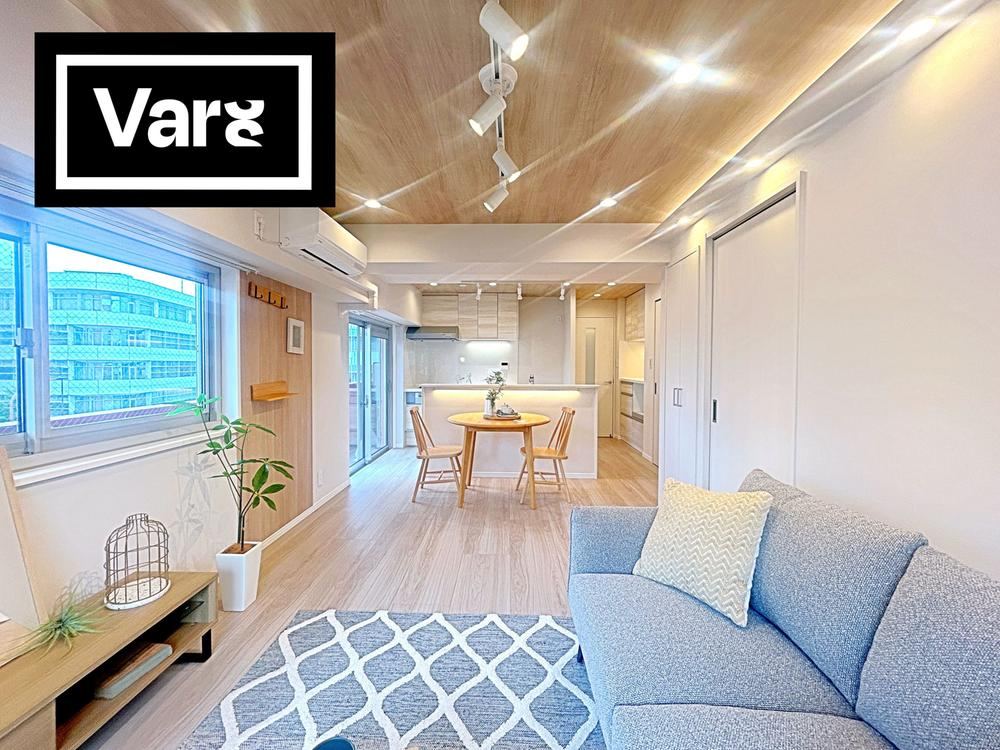 2LDK apartment in Toshima Ward, Tokyo - Photo 1