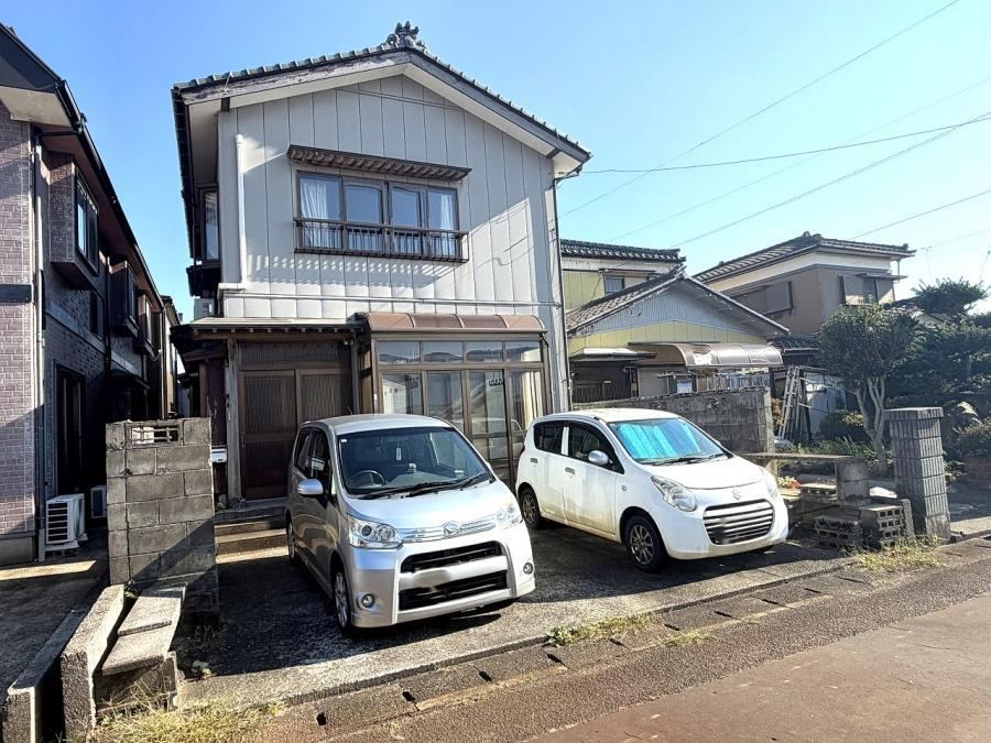 5LDK house in Tsubame, Niigata - Photo 1