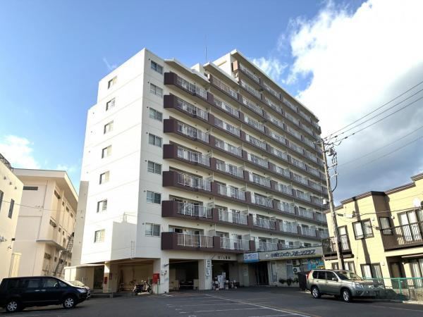 3LDK apartment in Otaru, Hokkaido - Photo 1