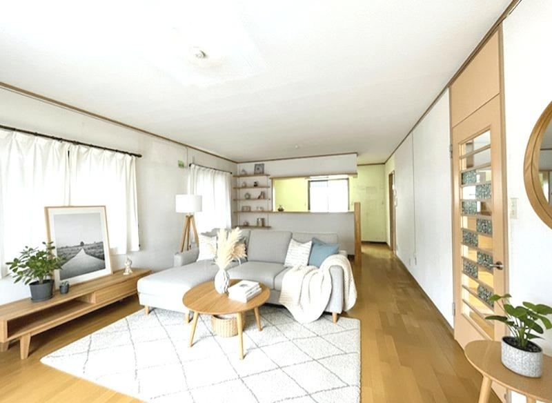 6LDK house in Wakamatsu Ward, Kitakyushu, Fukuoka - Photo 1