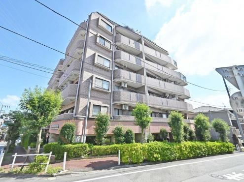 3LDK apartment in Itabashi Ward, Tokyo - Photo 1