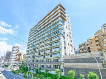 3LDK apartment in Saiwai Ward, Kawasaki